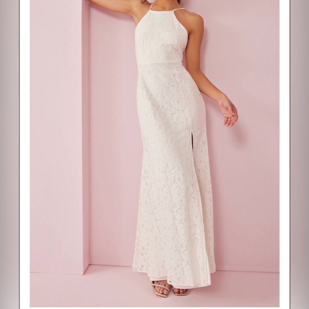 Vow’d Lace Wedding Dress
